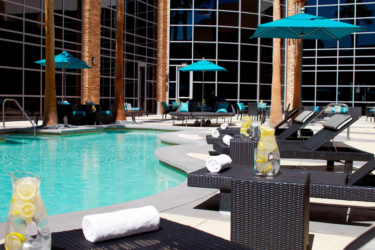 lasbr-pool-0070-hor-clsc